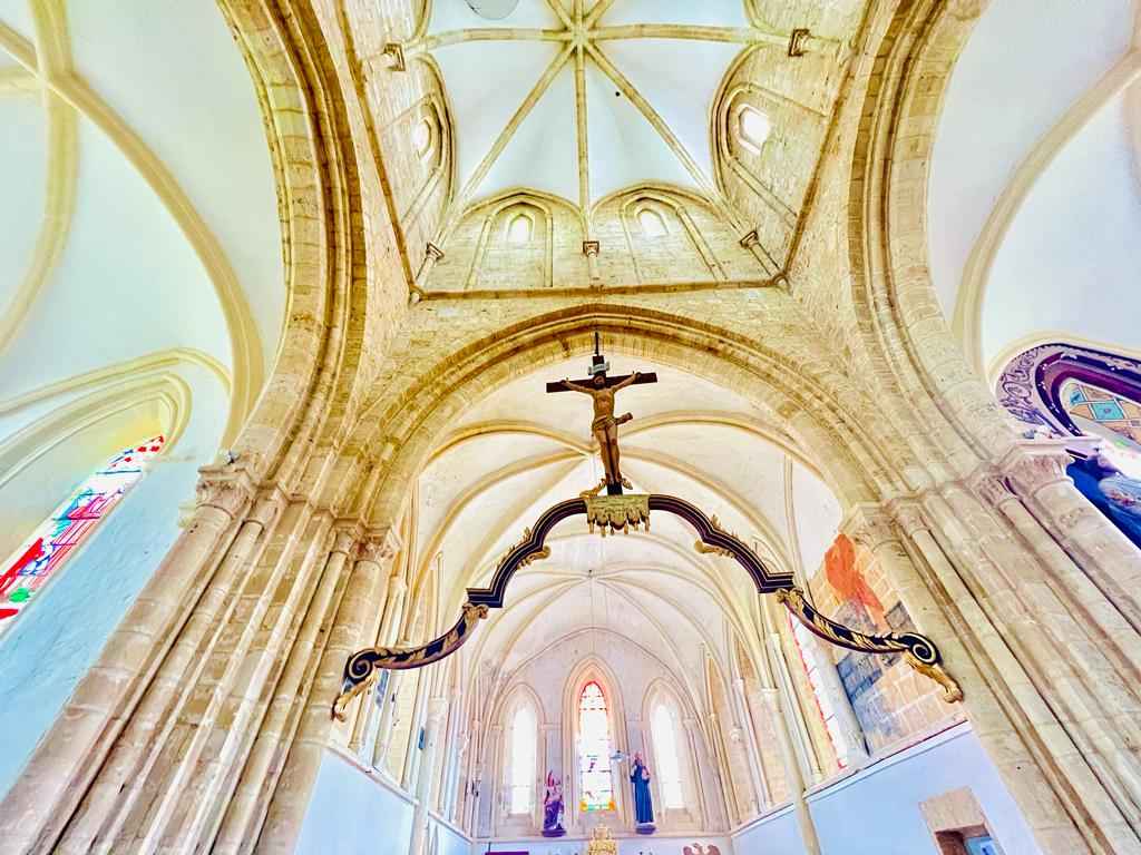 Int&eacute;rieur de l'&eacute;glise
