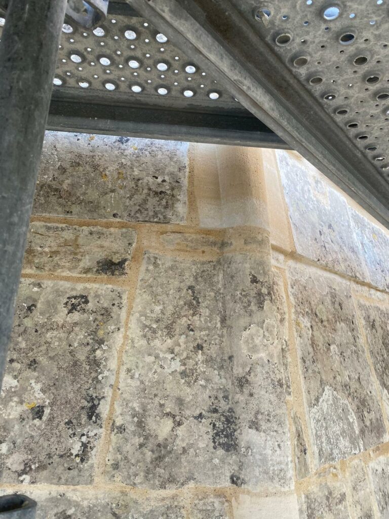 Restauration de la fl&egrave;che